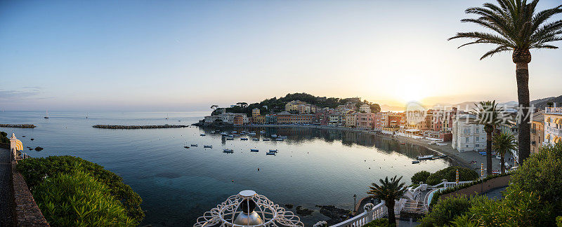 Sestri Levante的寂静湾